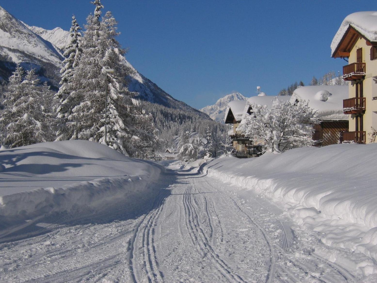 Residence Les Nigritelles Cogne Bagian luar foto