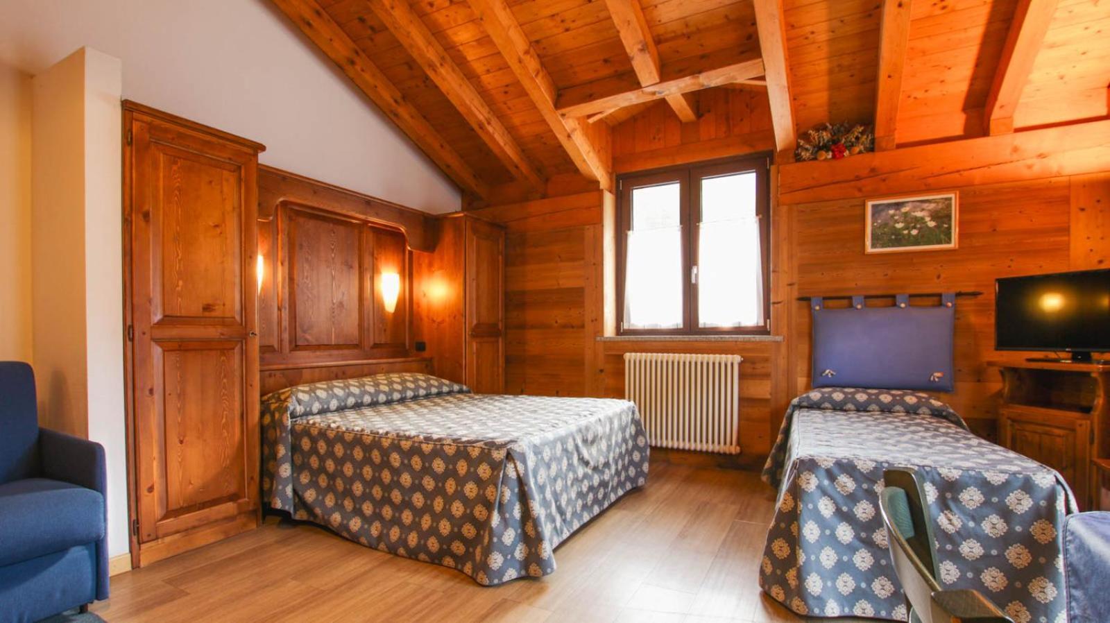 Residence Les Nigritelles Cogne Bagian luar foto
