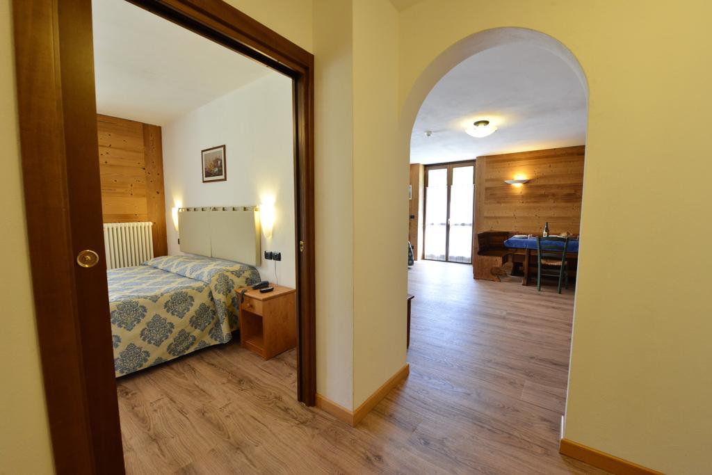 Residence Les Nigritelles Cogne Bagian luar foto